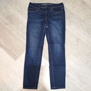 American Eagle Jeans Super Skinny Size 6 Dark Wash Skinny Jeans